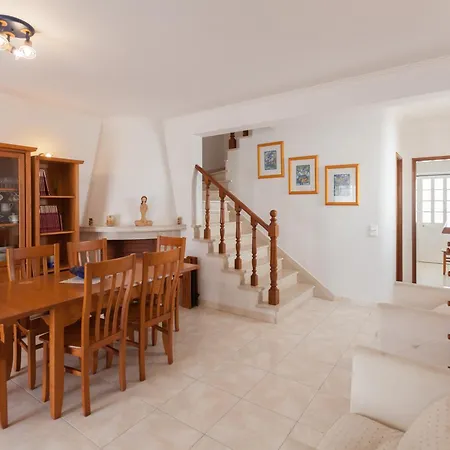 Hébergement de vacances Flh Large House With Terrace Ericeira